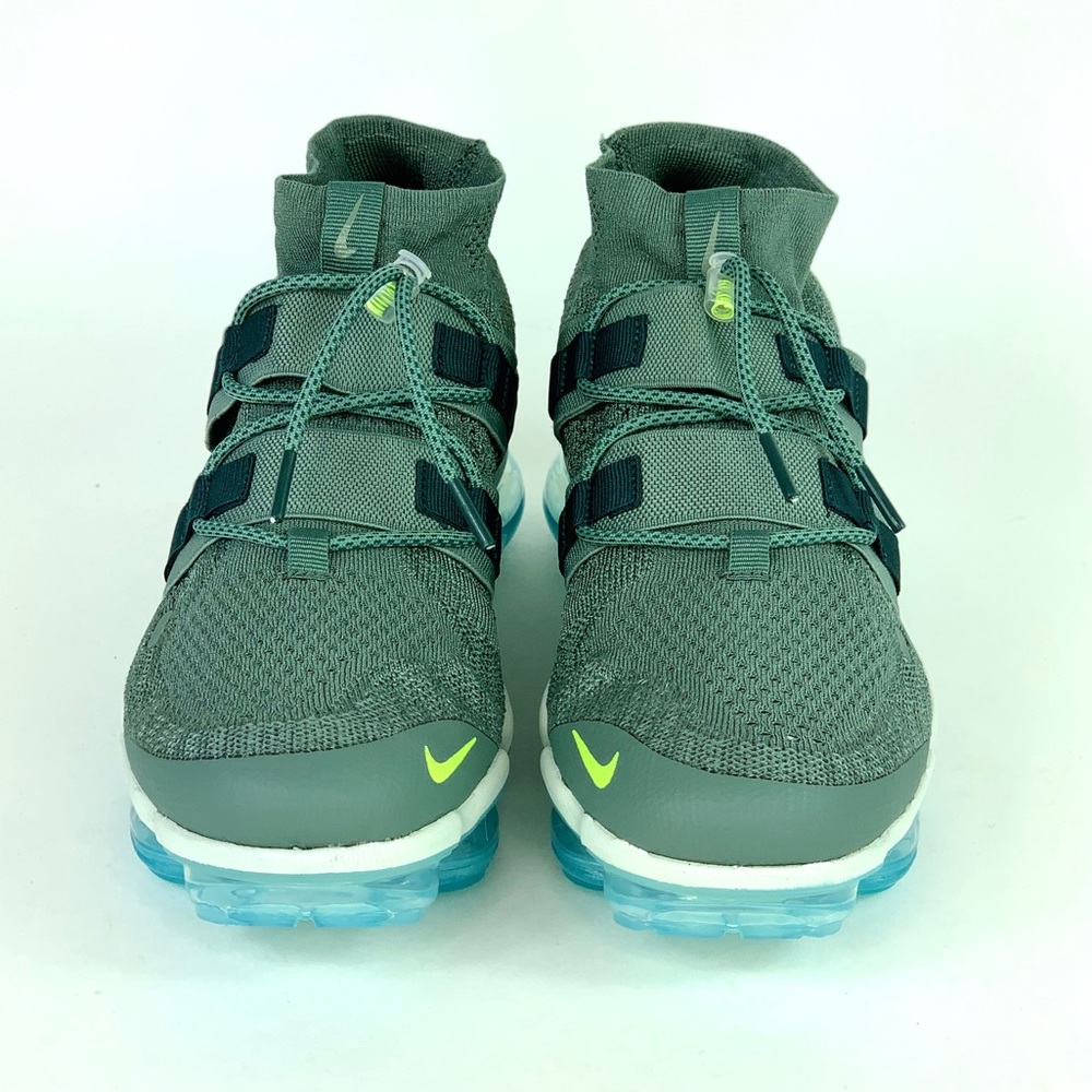 Nike Air VaporMax Flyknit Utility Running Shoe - Picture 4 of 8